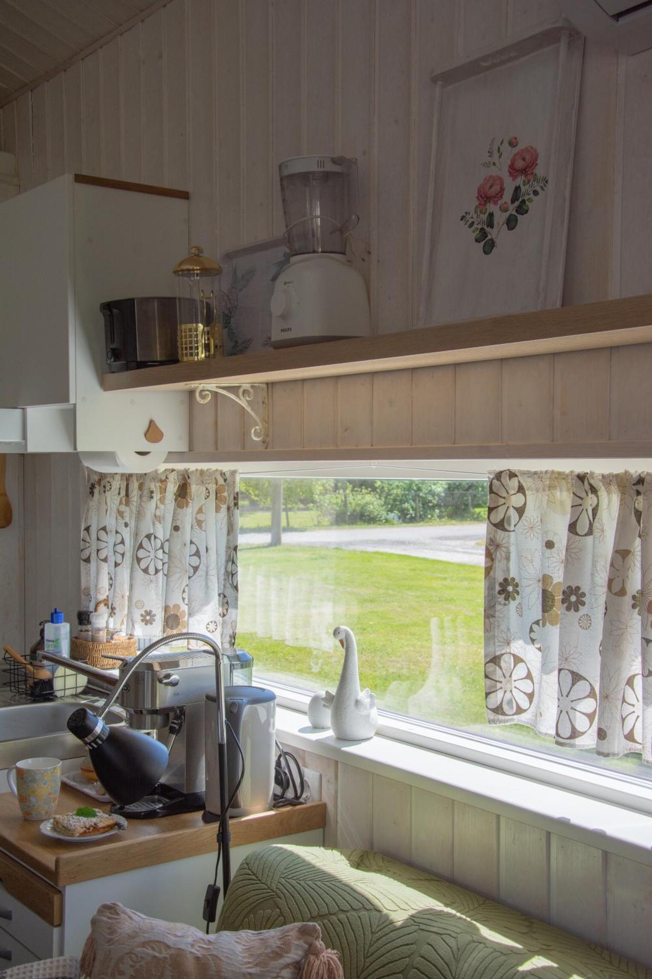 Elo Kuelalismaja Villa Kuressaare Buitenkant foto
